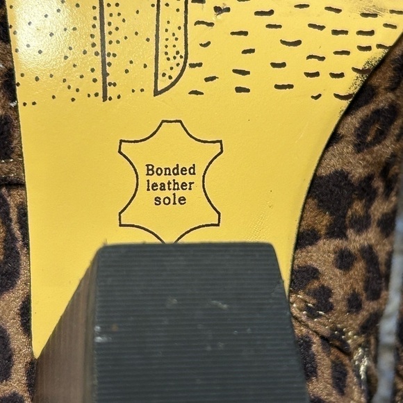 Bella Vita Womens Kira II Animal Print Heeled Ankle Bootie Boot, Size 8 - Picture 11 of 11